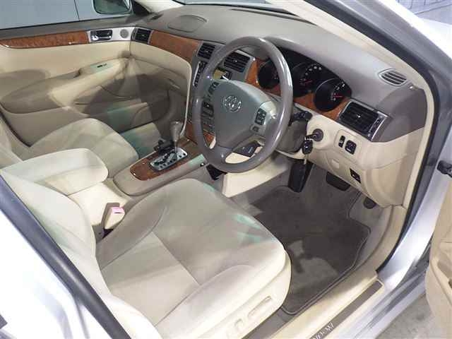 TOYOTA WINDOM