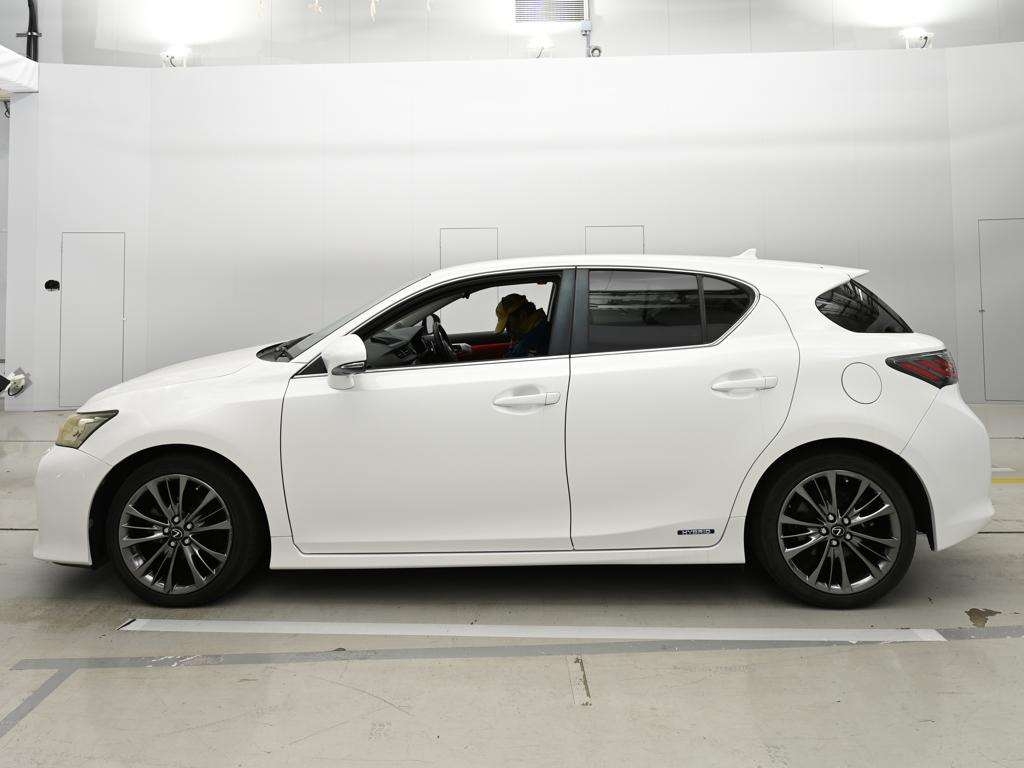 LEXUS CT200H