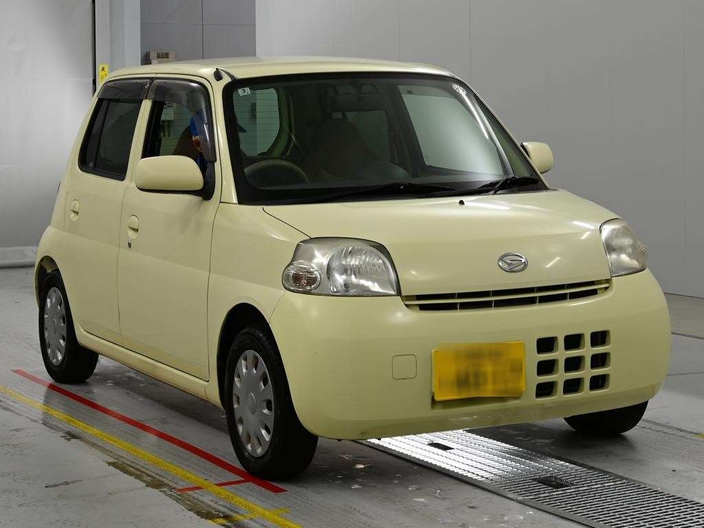 DAIHATSU ESSE