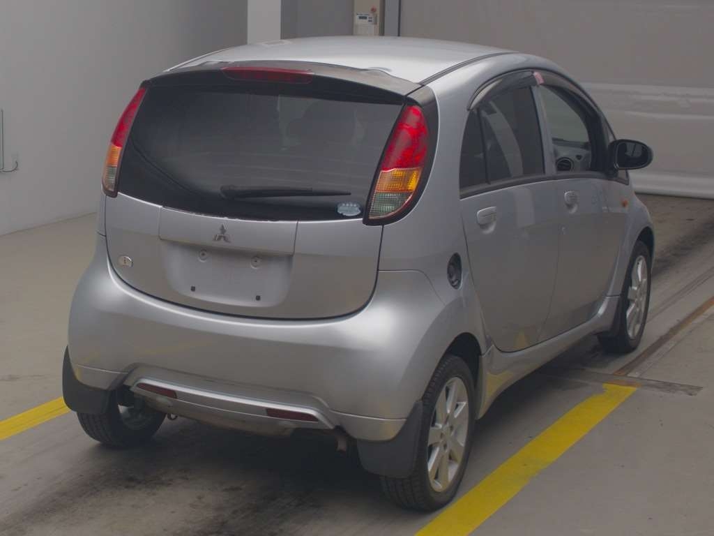 MITSUBISHI I