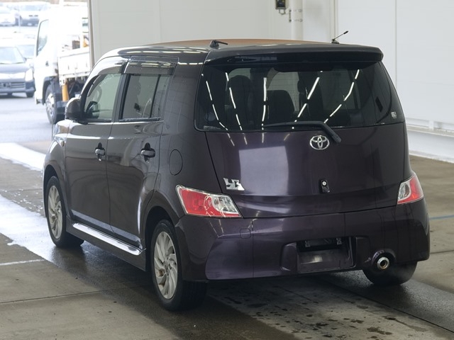 TOYOTA BB