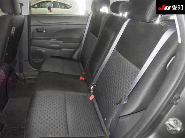 MITSUBISHI RVR