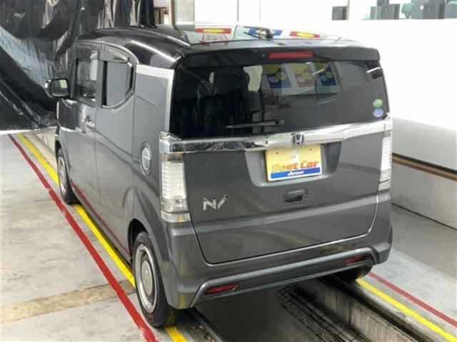 HONDA N-BOX SLASH