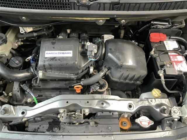 HONDA N-BOX SLASH
