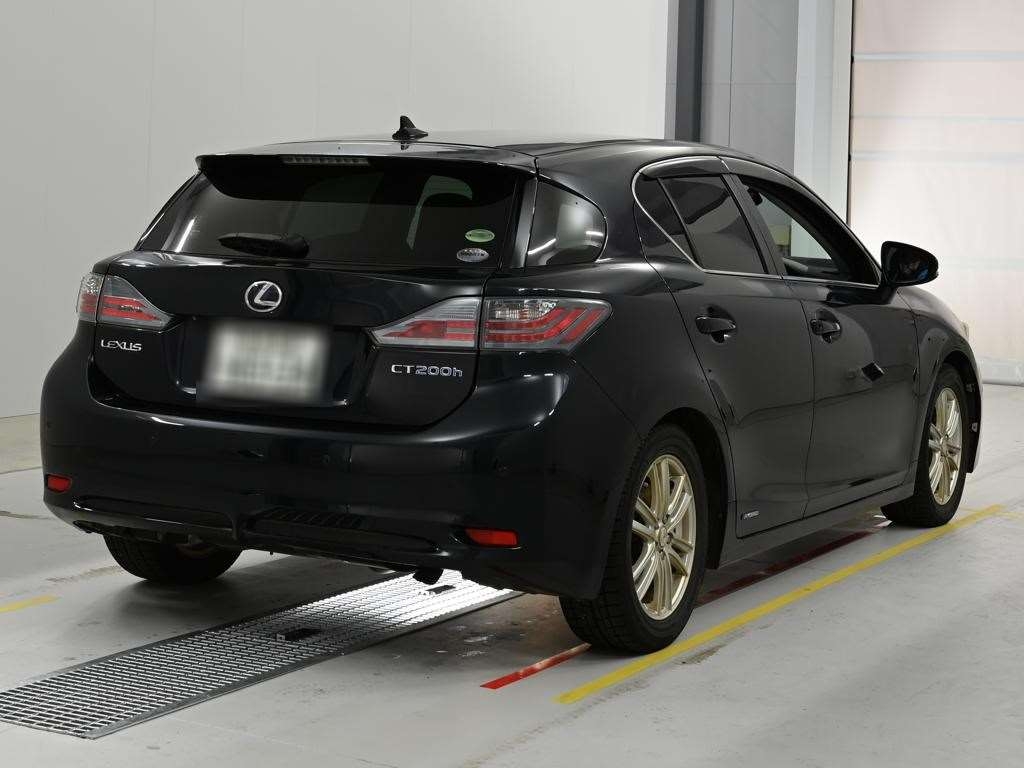 LEXUS CT200H