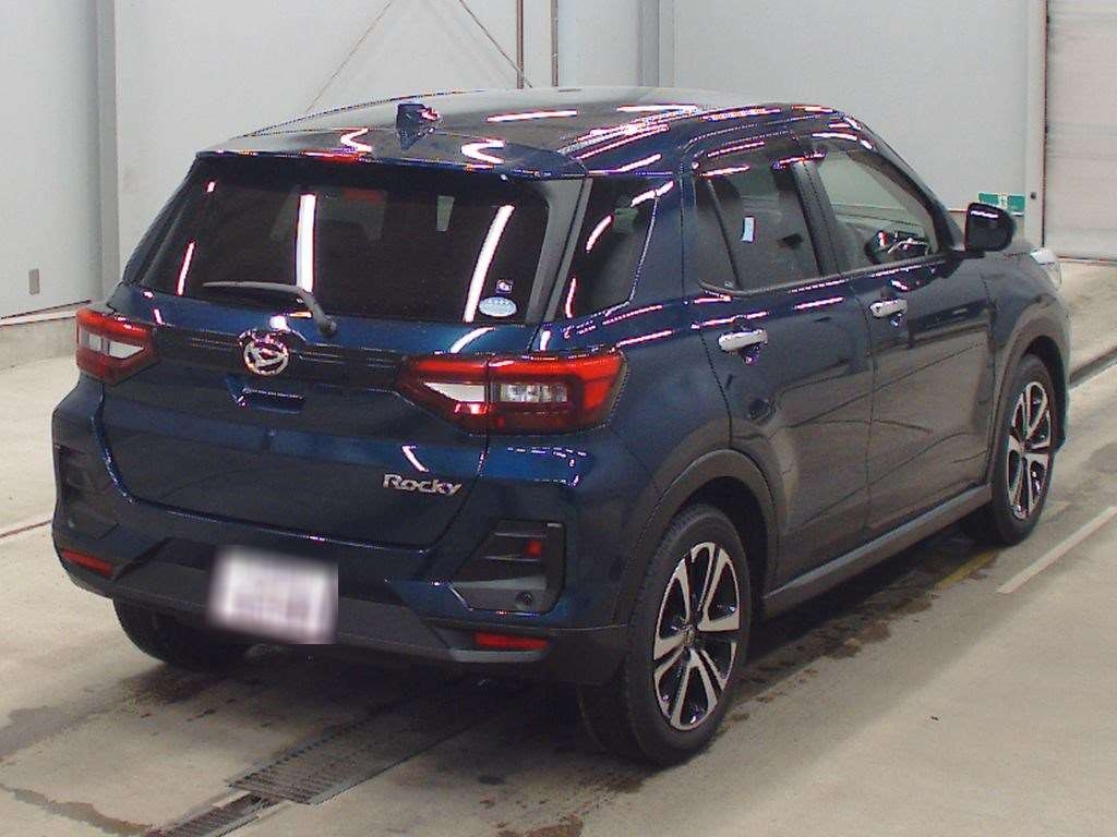 DAIHATSU ROCKY