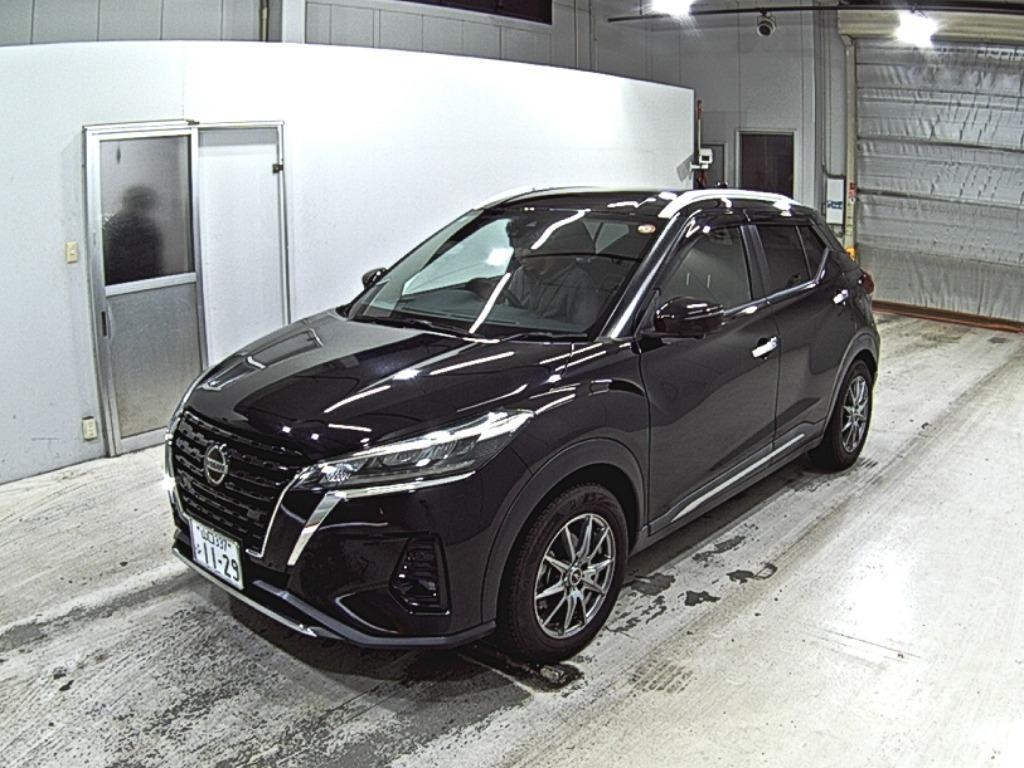 NISSAN KICKS