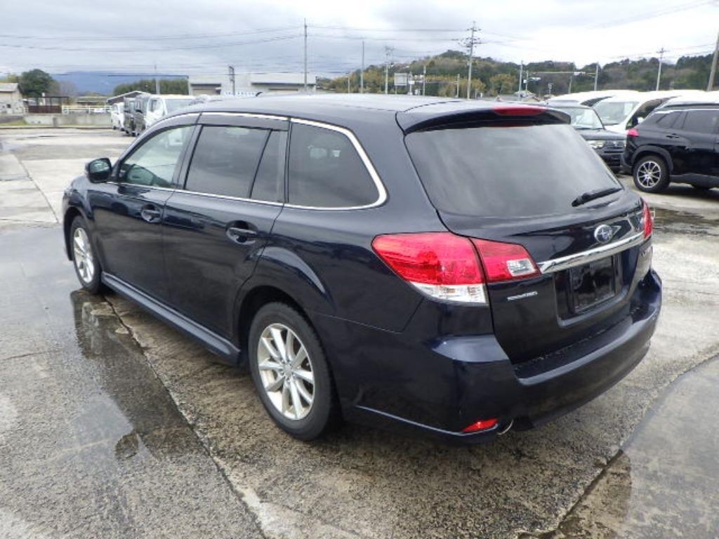 SUBARU LEGACY