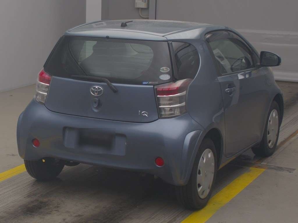 TOYOTA IQ