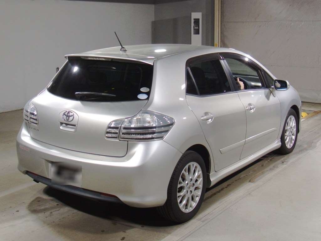 TOYOTA BLADE
