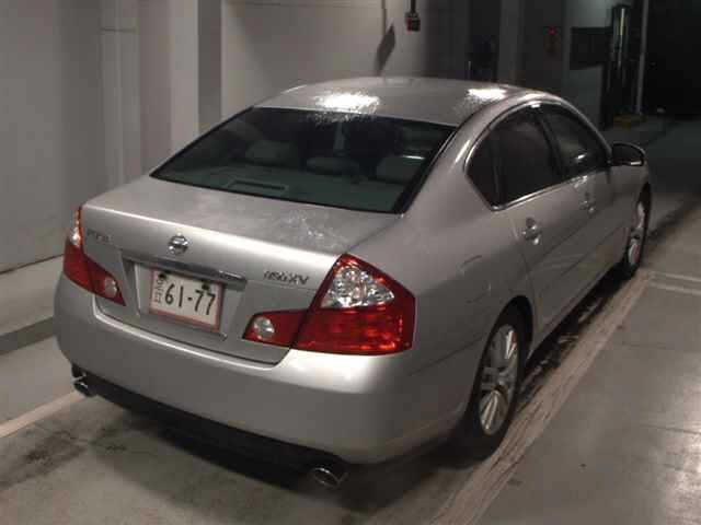 NISSAN FUGA