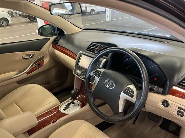 TOYOTA PREMIO