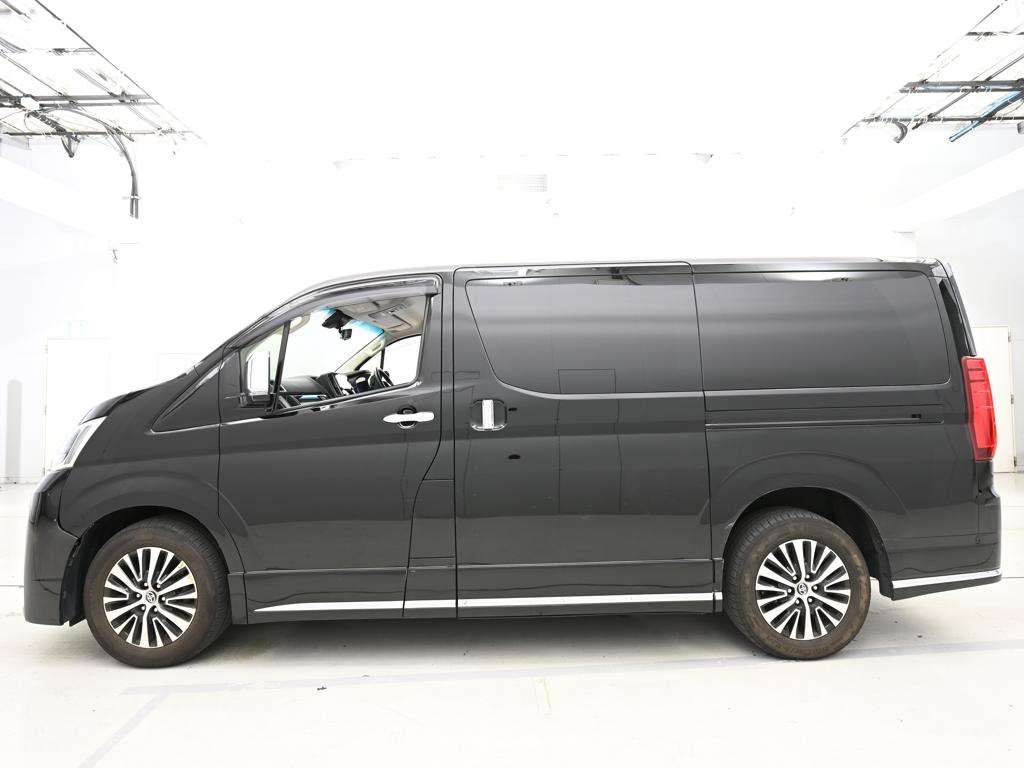 TOYOTA GRANACE