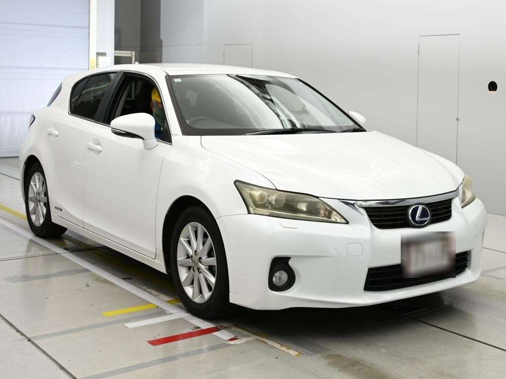 LEXUS CT200H