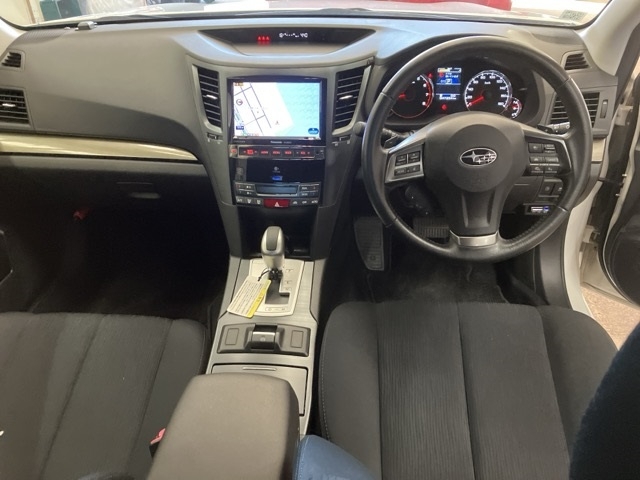 SUBARU LEGACY
