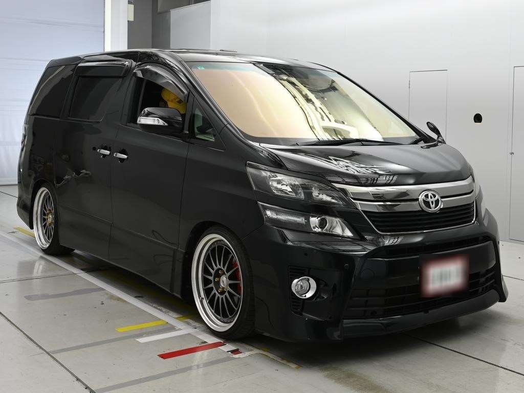 TOYOTA VELLFIRE