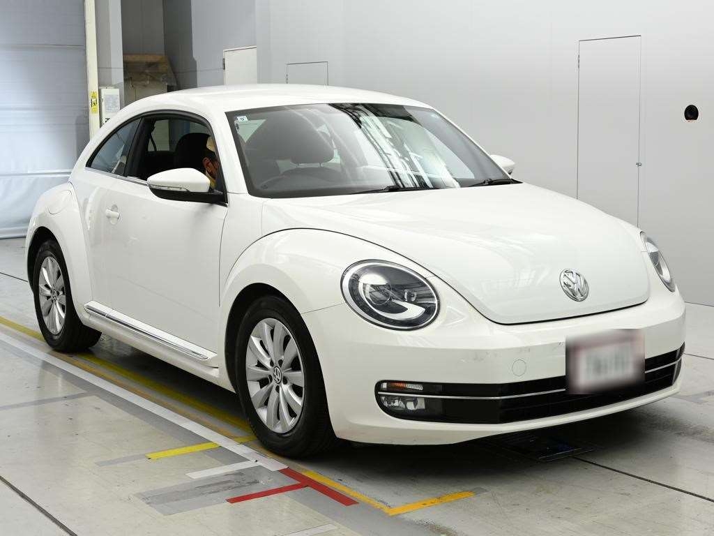 VOLKSWAGEN BEETLE