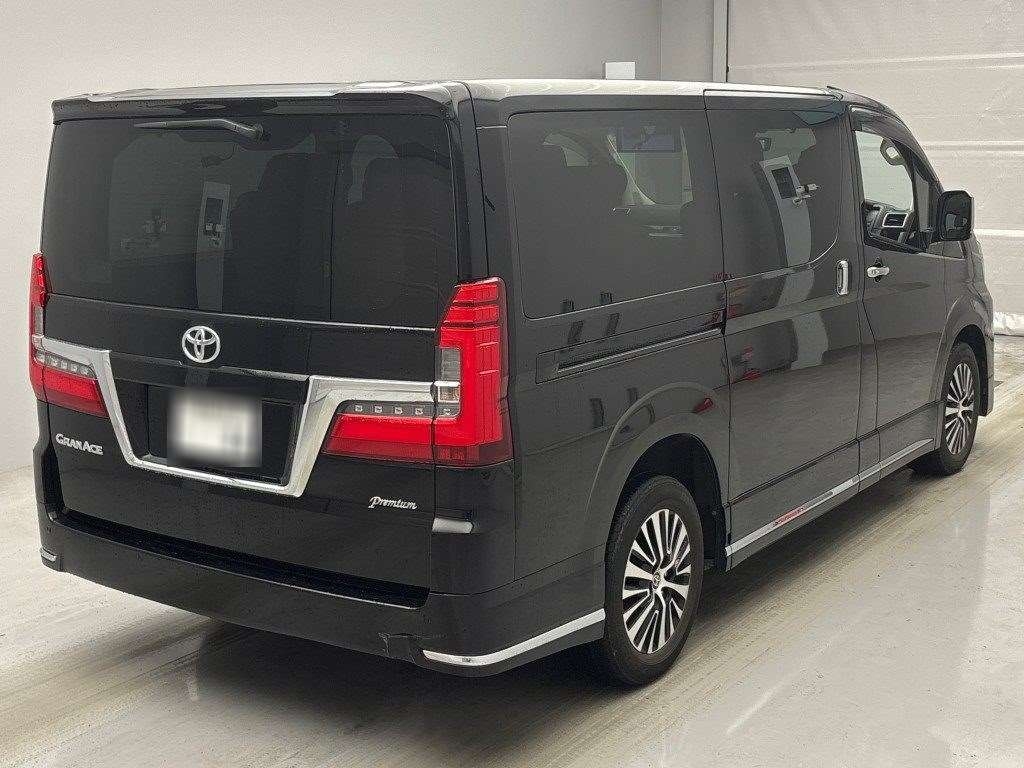TOYOTA GRANACE
