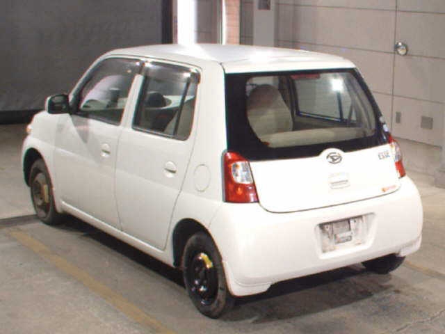 DAIHATSU ESSE