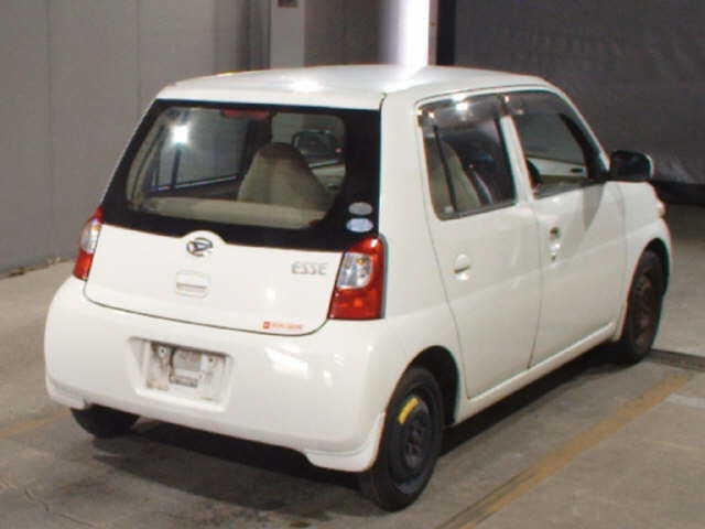 DAIHATSU ESSE