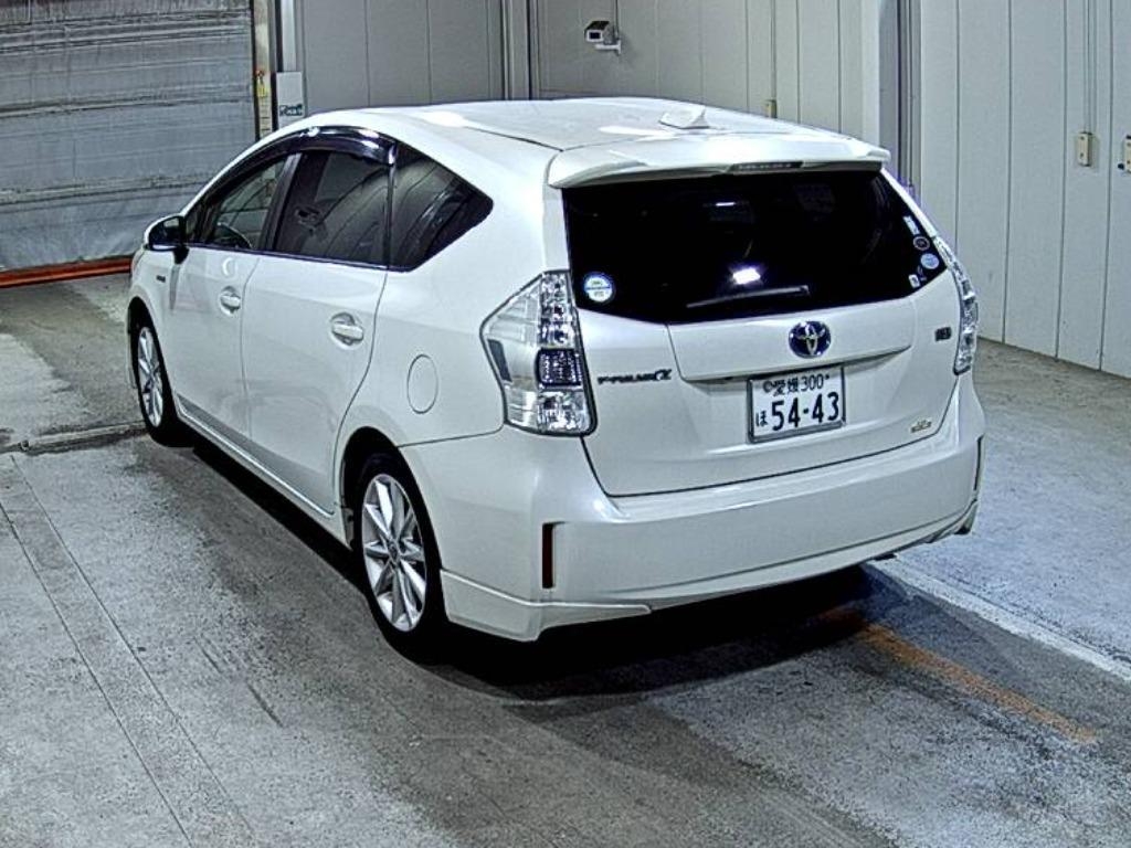 TOYOTA PRIUS ALPHA