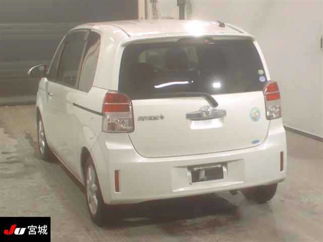 TOYOTA SPADE