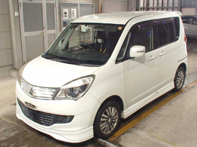MITSUBISHI DELICA D:2