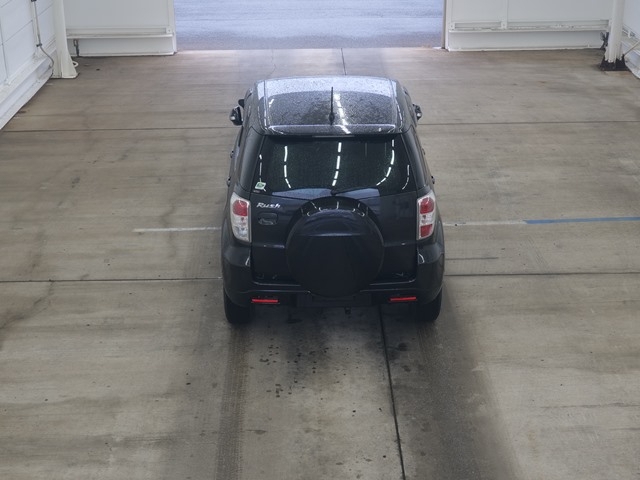 TOYOTA RUSH