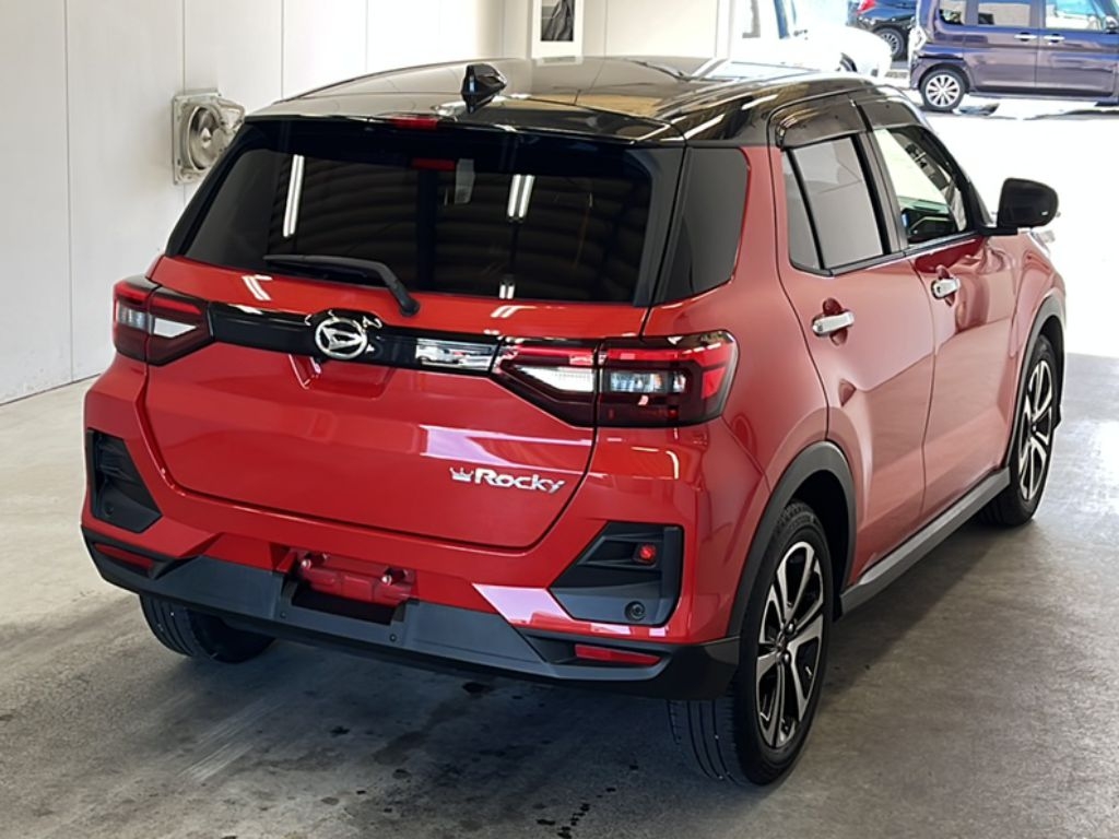 DAIHATSU ROCKY