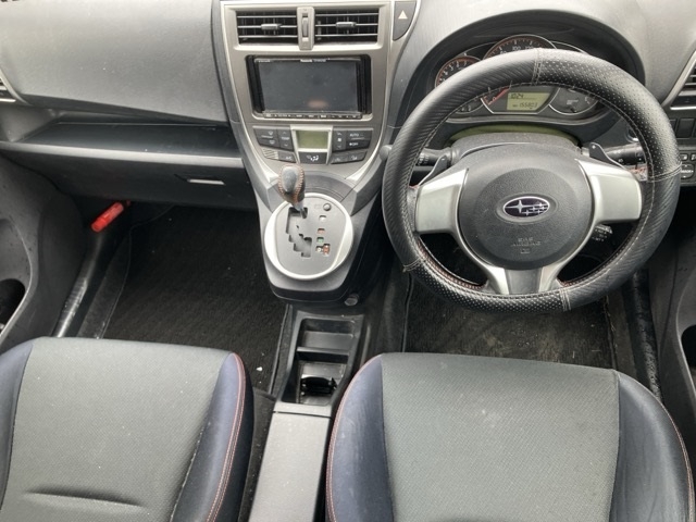 SUBARU TREZIA