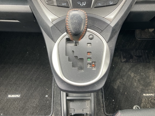 SUBARU TREZIA