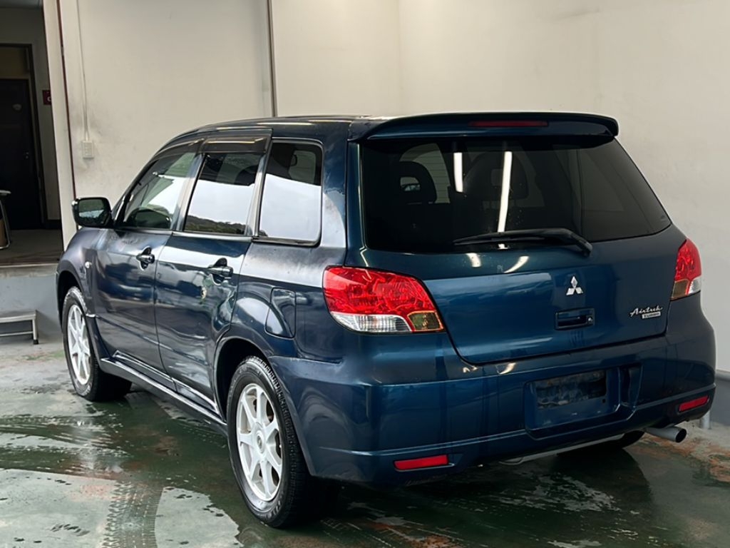MITSUBISHI AIRTREK