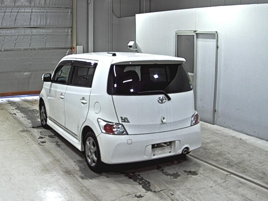TOYOTA BB