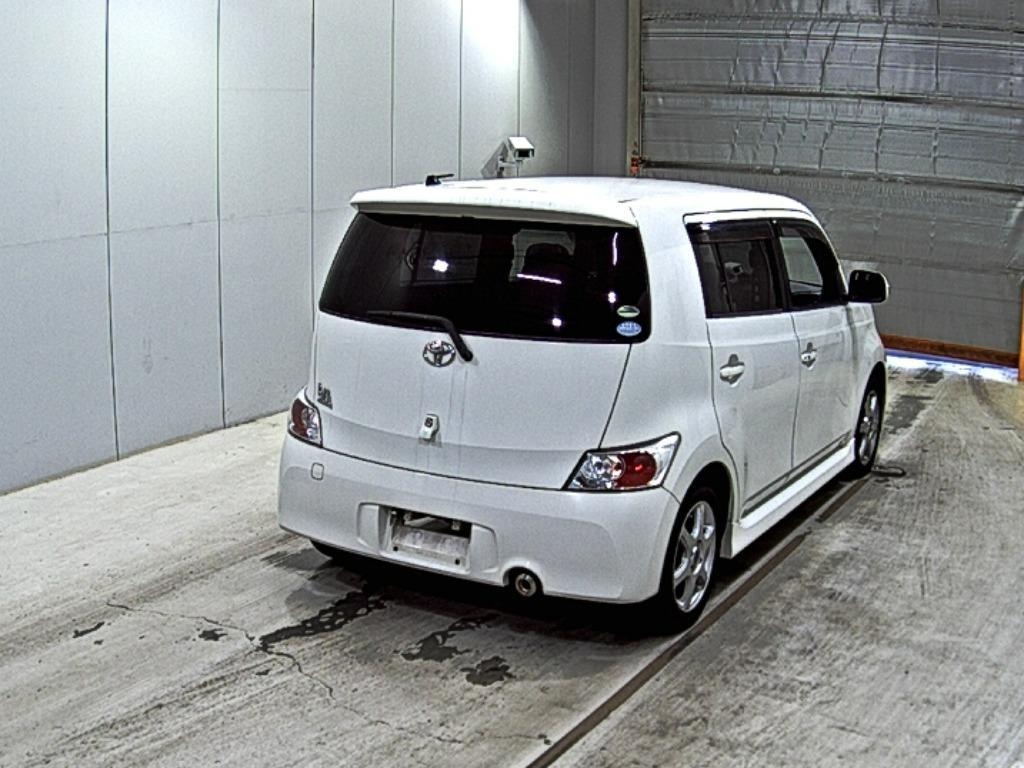 TOYOTA BB