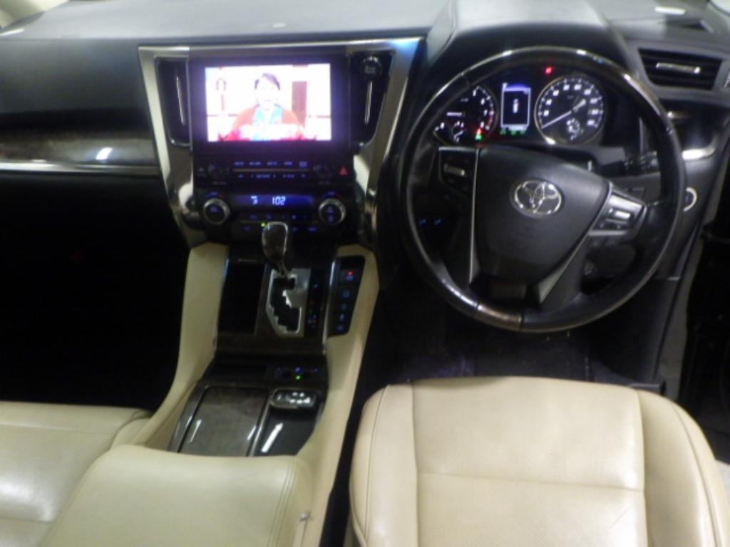 TOYOTA ALPHARD