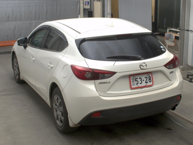 MAZDA AXELA
