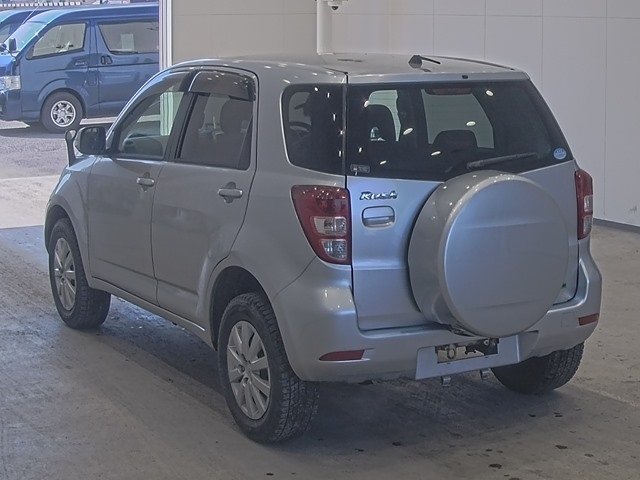TOYOTA RUSH