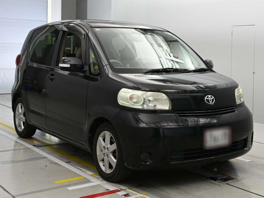 TOYOTA PORTE