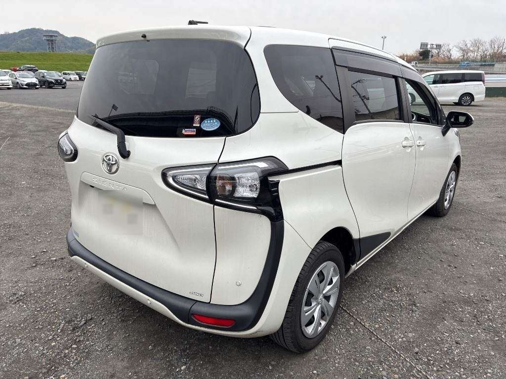 TOYOTA SIENTA