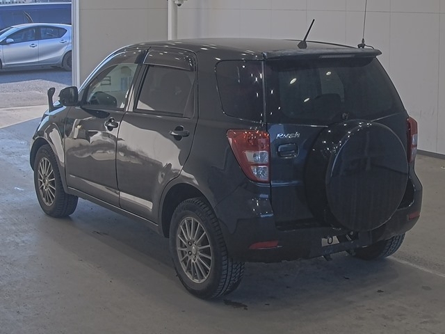 TOYOTA RUSH