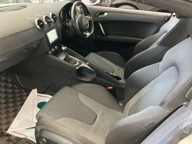 AUDI TT