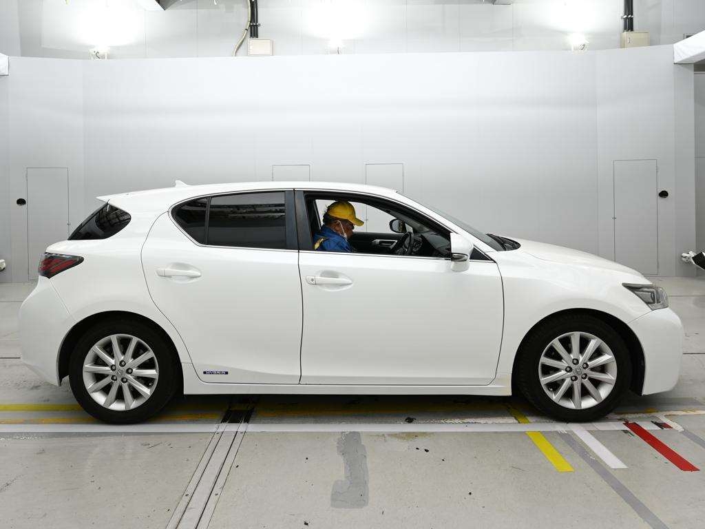 LEXUS CT200H