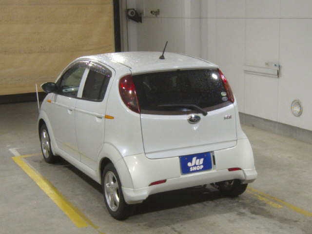 SUBARU R2