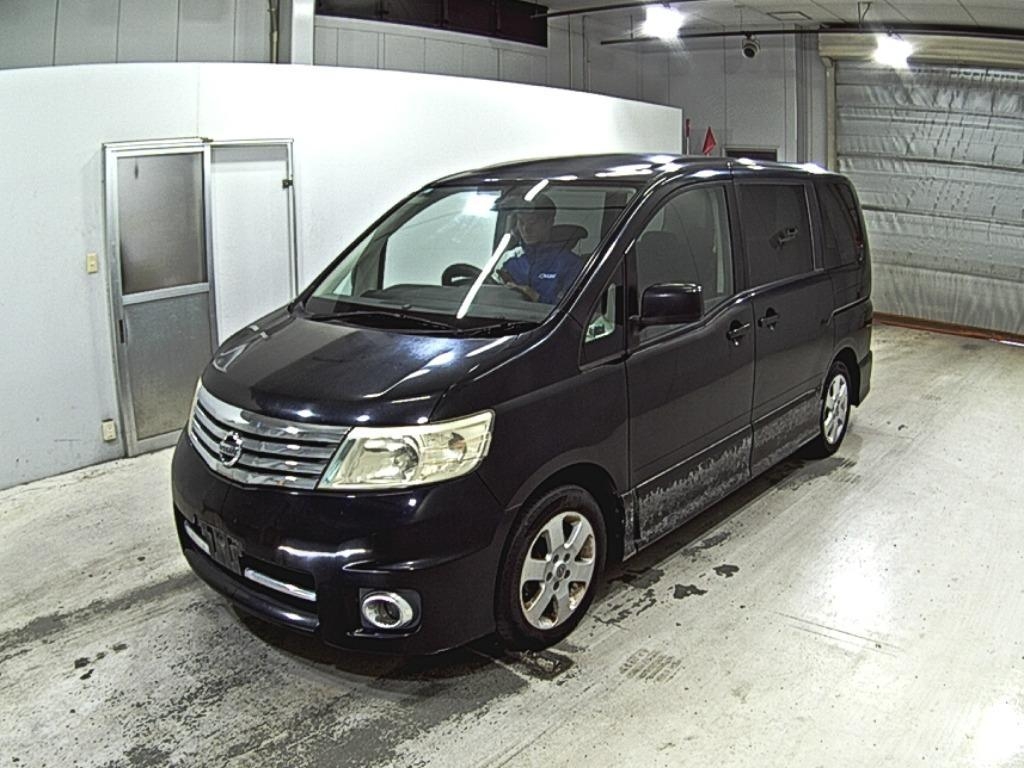 NISSAN SERENA