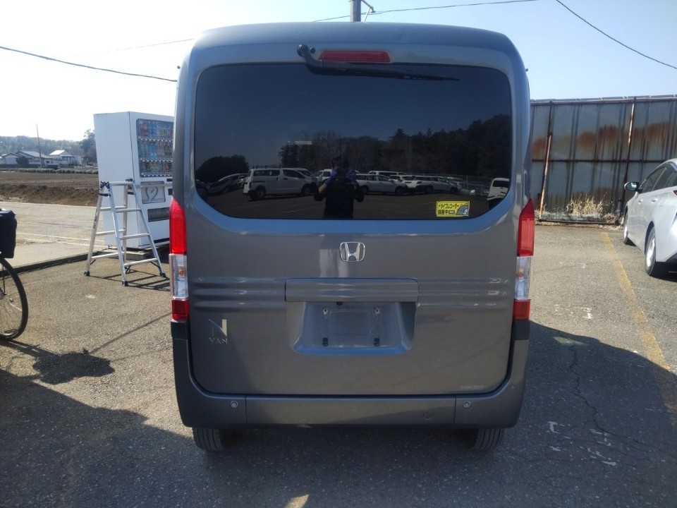 HONDA N-VAN