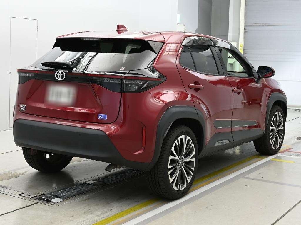 TOYOTA YARIS CROSS