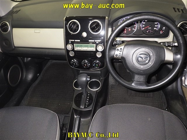 MAZDA VERISA