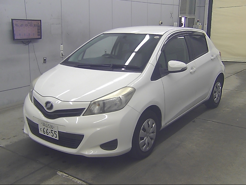 TOYOTA VITZ