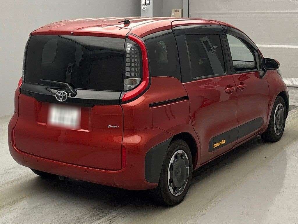 TOYOTA SIENTA