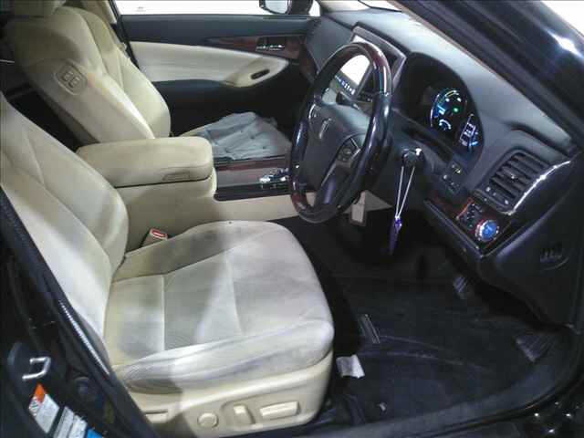 TOYOTA CROWN MAJESTA